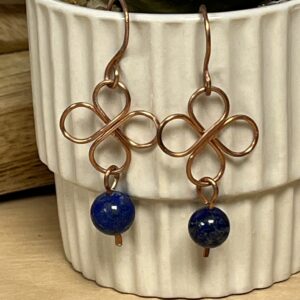 Boucles d'oreilles en cuivre et lapis lazuli